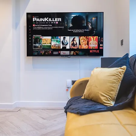 4-Bed Townhouse, Secure & Close To Leeds City Centre- Ideal For Corporate Guests Esterno foto