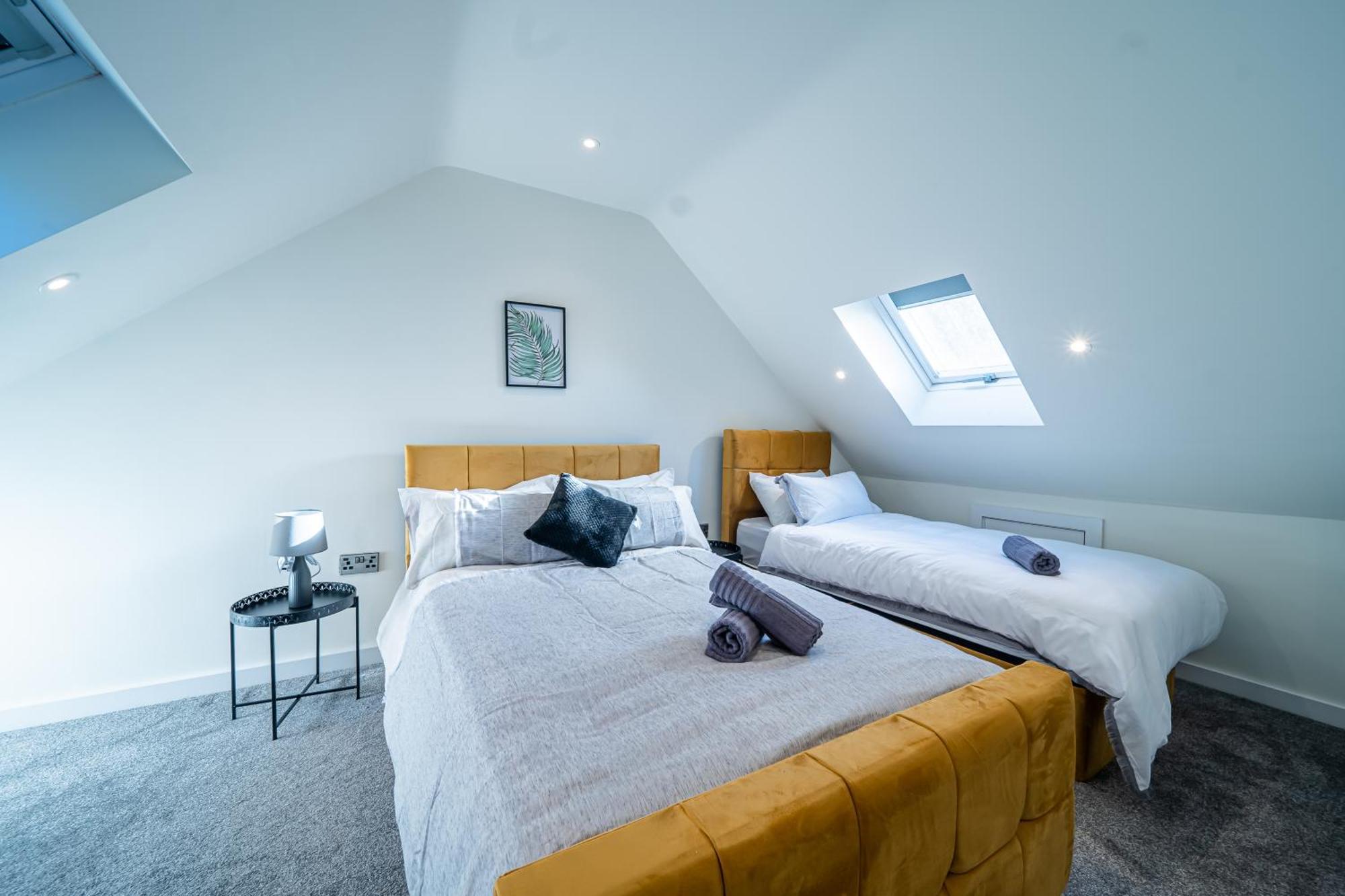 4-bed Townhouse, Secure & Close To Leeds Centre- Ideal For Corporate Guests Leeds (West Yorkshire)